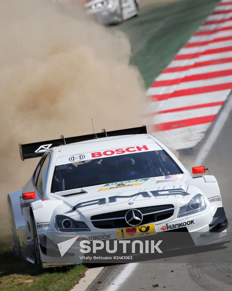 Motorsport. DTM. Stage 5. Day 2