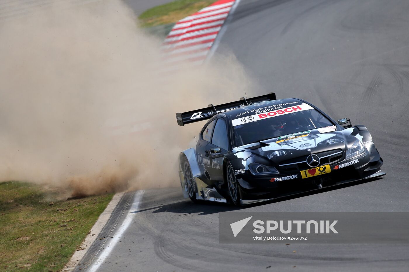 Motorsport. DTM. Stage 5. Day 2