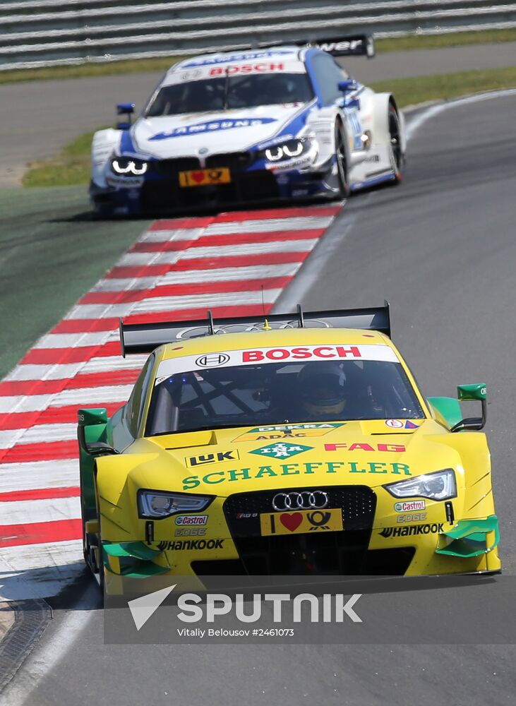 Motorsport. DTM. Stage 5. Day 2