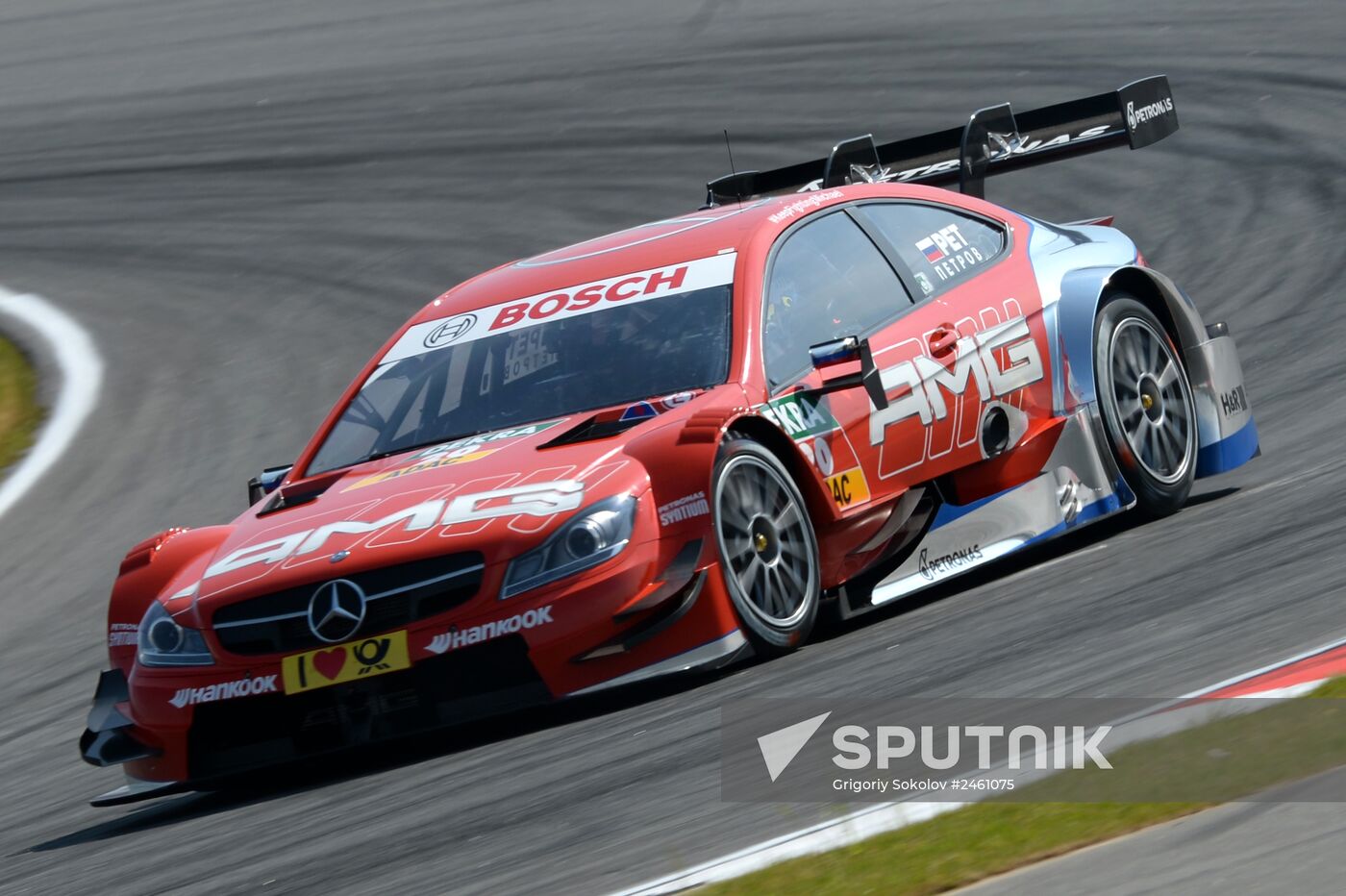 Motorsport. DTM. Stage 5. Day 2