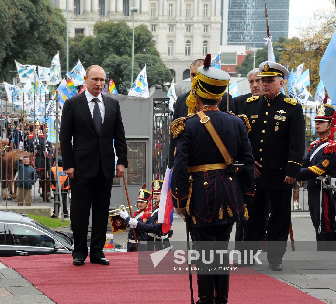 Vladimir Putin visits Argentina