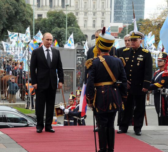Vladimir Putin visits Argentina