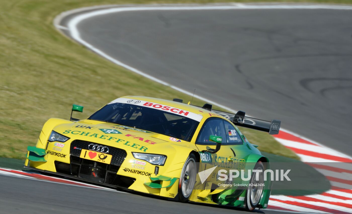 Motorsport. DTM. Stage 5. Day 2