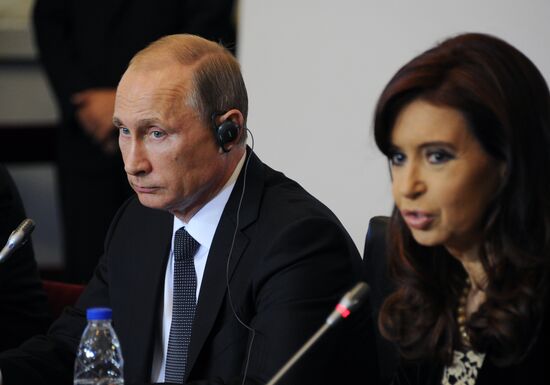 Vladimir Putin visits Argentine Republic