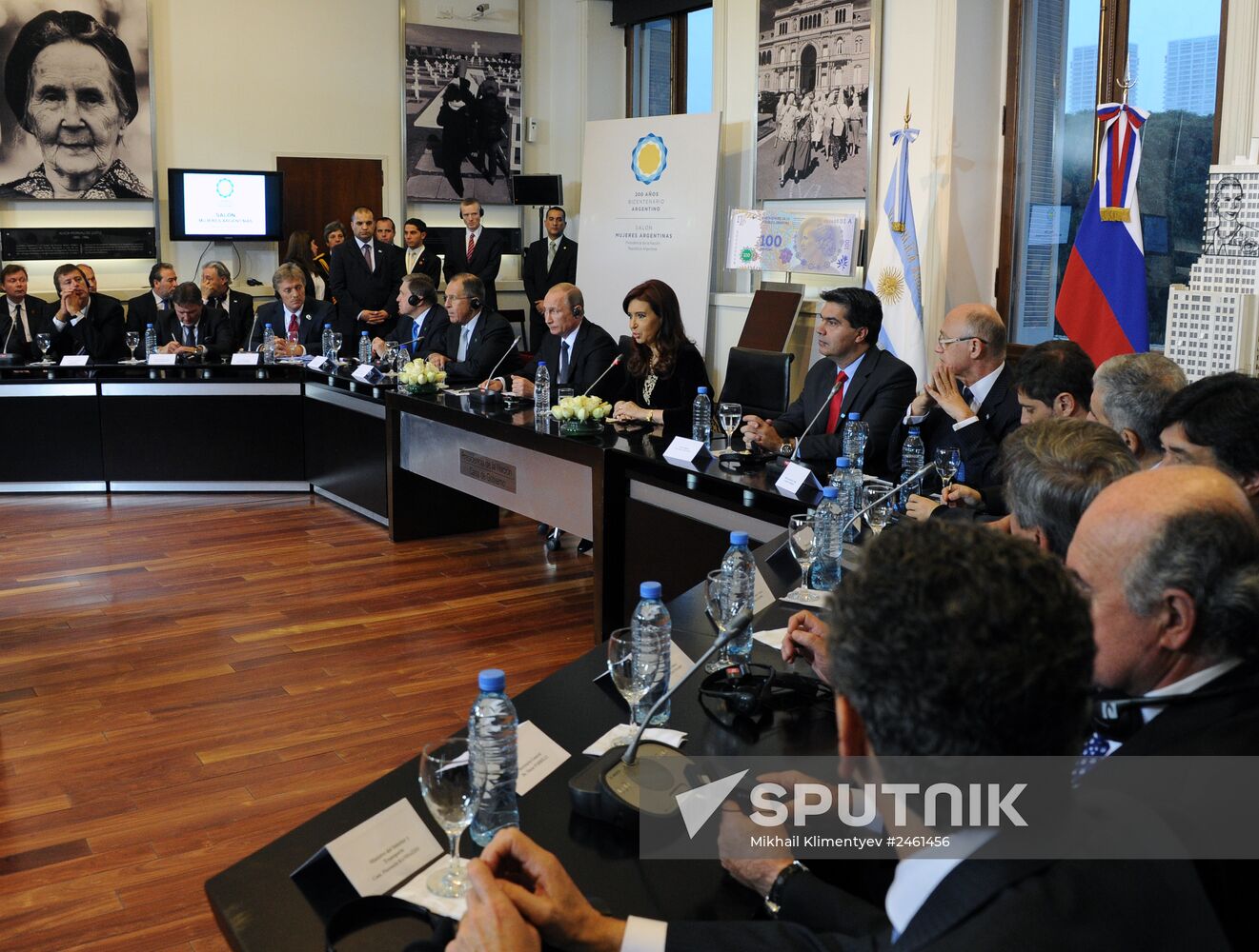Vladimir Putin visits Argentine Republic