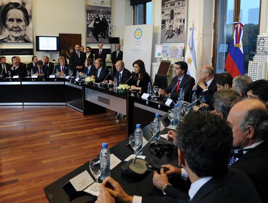 Vladimir Putin visits Argentine Republic