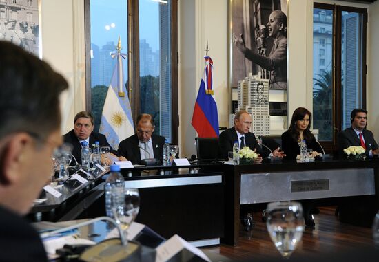 Vladimir Putin visits Argentine Republic