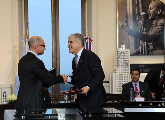 Vladimir Putin visits Argentine Republic