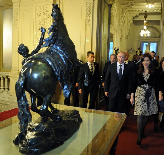 Vladimir Putin visits Argentine Republic