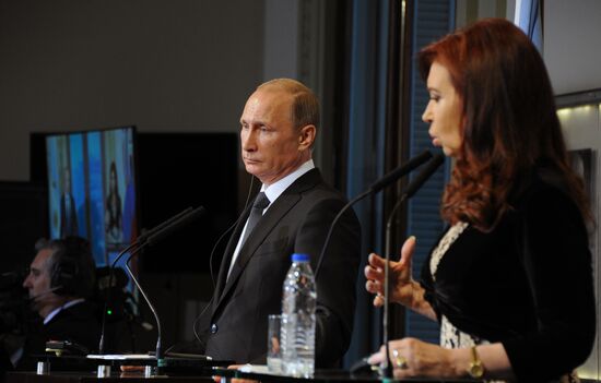 Vladimir Putin visits Argentine Republic