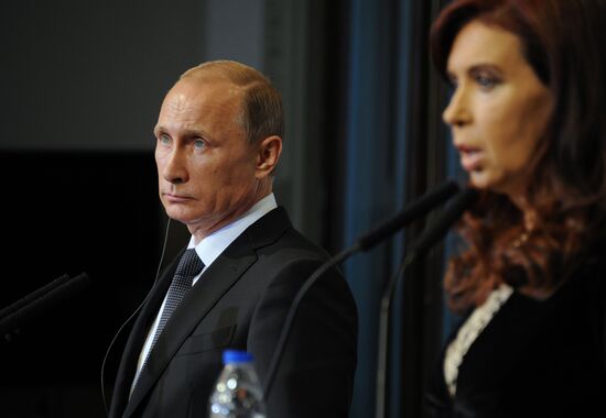 Vladimir Putin visits Argentine Republic