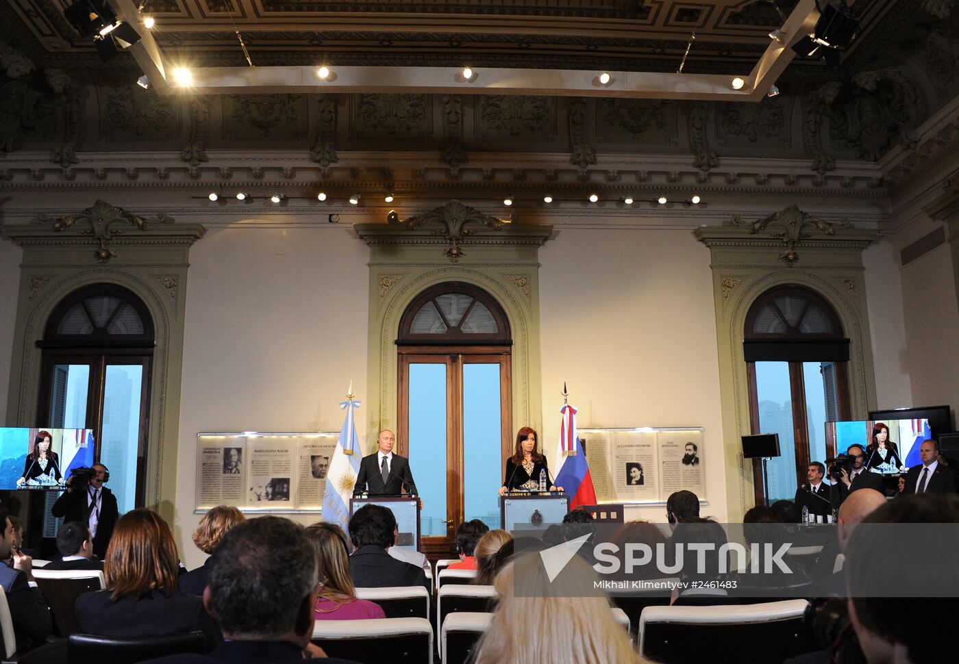 Vladimir Putin visits Argentine Republic