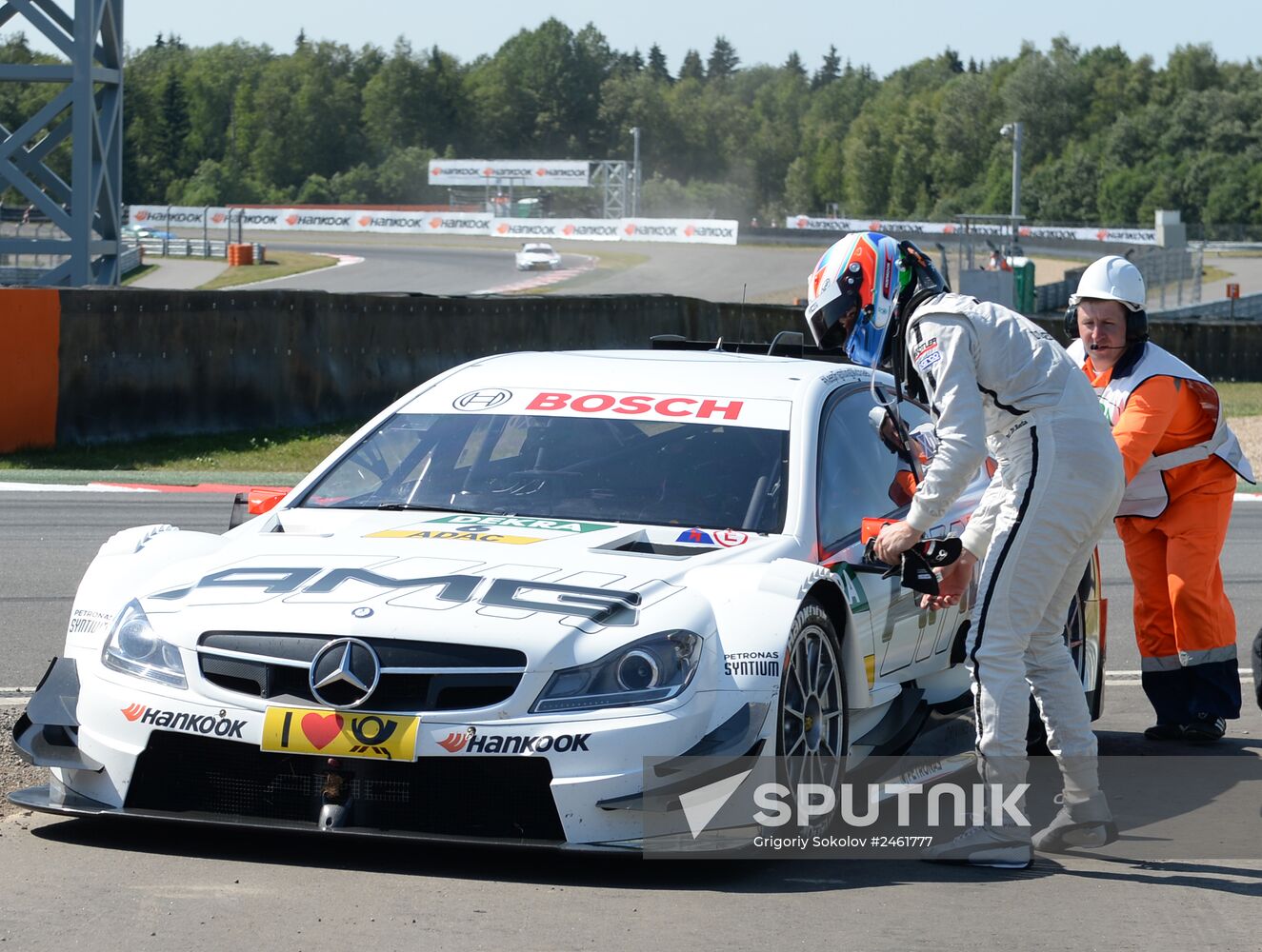 Car racing. DTM. Round Five. Day Three