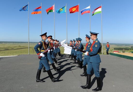 Rubezh-2014 command post exercises in Chelyabinsk region