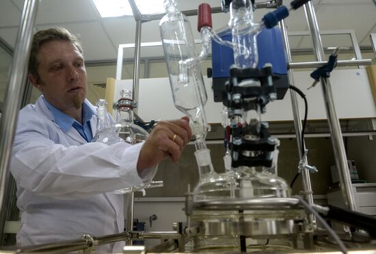 Dubna Nanocenter opens