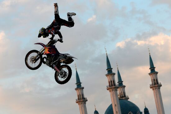 Moto Freestyle Show Adrenaline FMX Rush in Kazan