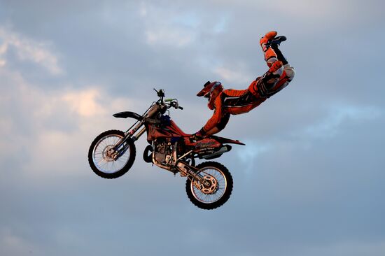 Moto Freestyle Show Adrenaline FMX Rush in Kazan