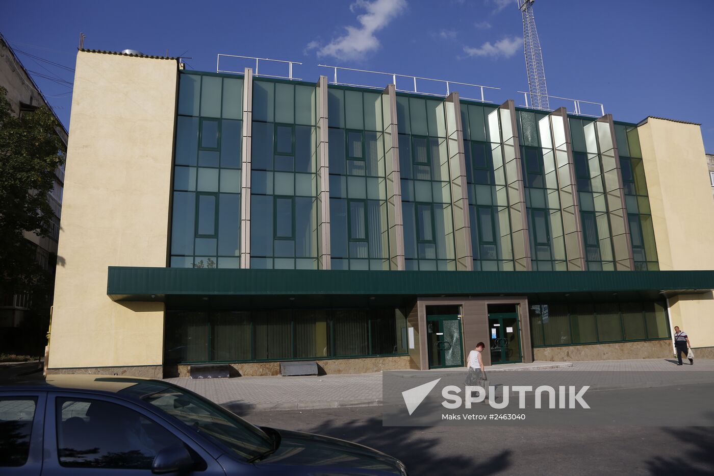 Two explosions by Kreshchatik Bank in Simferopol