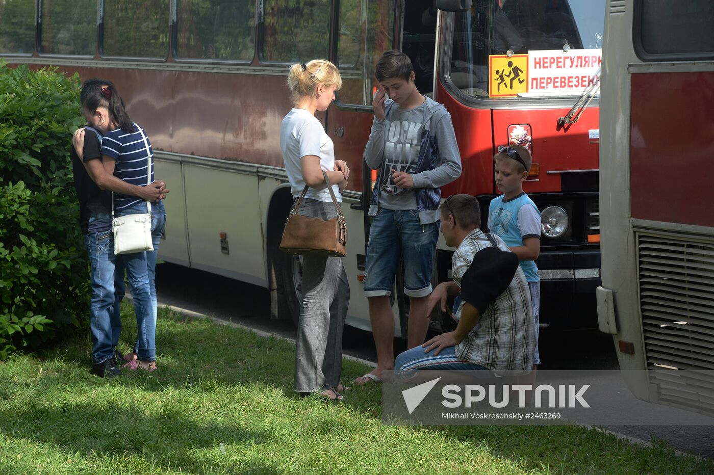 Another group of refugees from Donetsk escaping to Russia