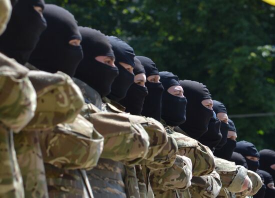 Azov battalion soldiers take oath in Kiev before being sent to Donbass