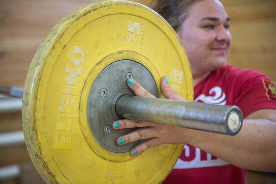 Russian weightlifter Tatyana Kashirina