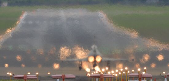 Farnborough International Airshow 2014. Day 3