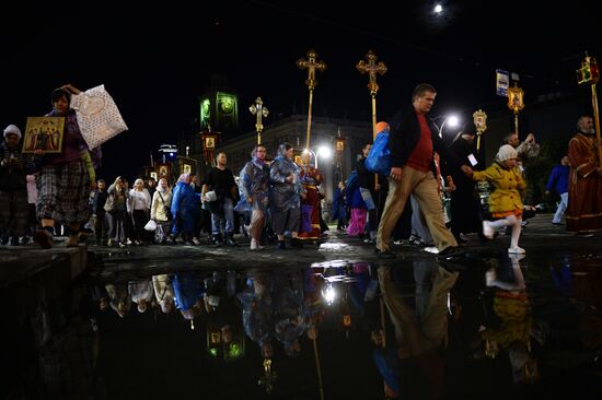 Religious procession in memory of Russian Royal Family executed in Yekaterinburg