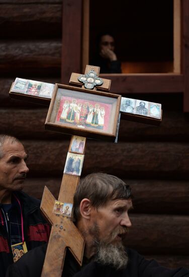 Religious procession in memory of Russian Royal Family executed in Yekaterinburg