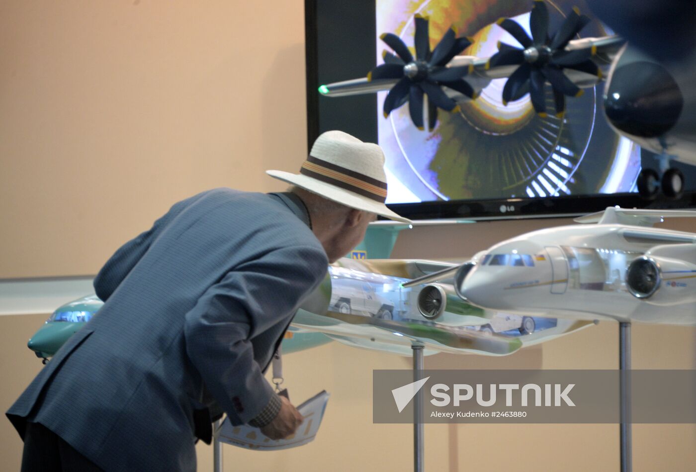 Farnborough International Airshow 2014. Day Four