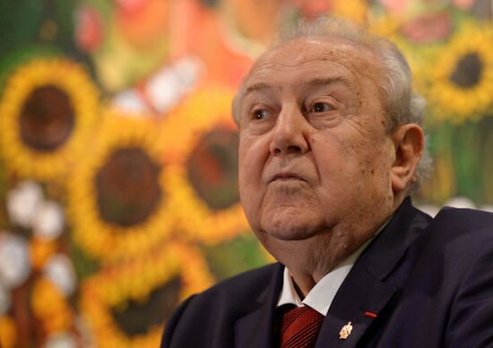 Tsereteli's exhibition "I Was Born a Gardener" kicks off