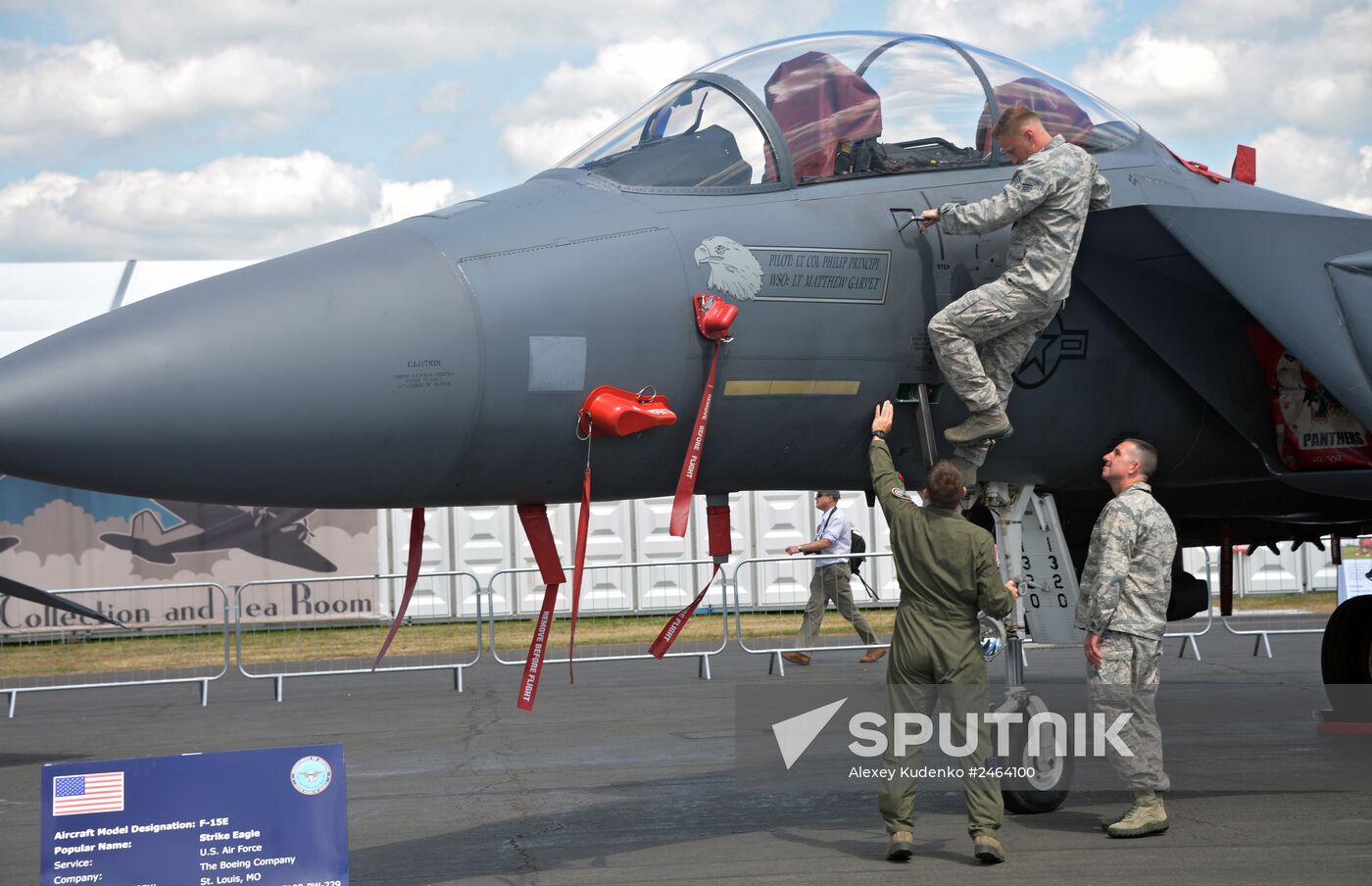 Farnborough International Airshow 2014. Day Four