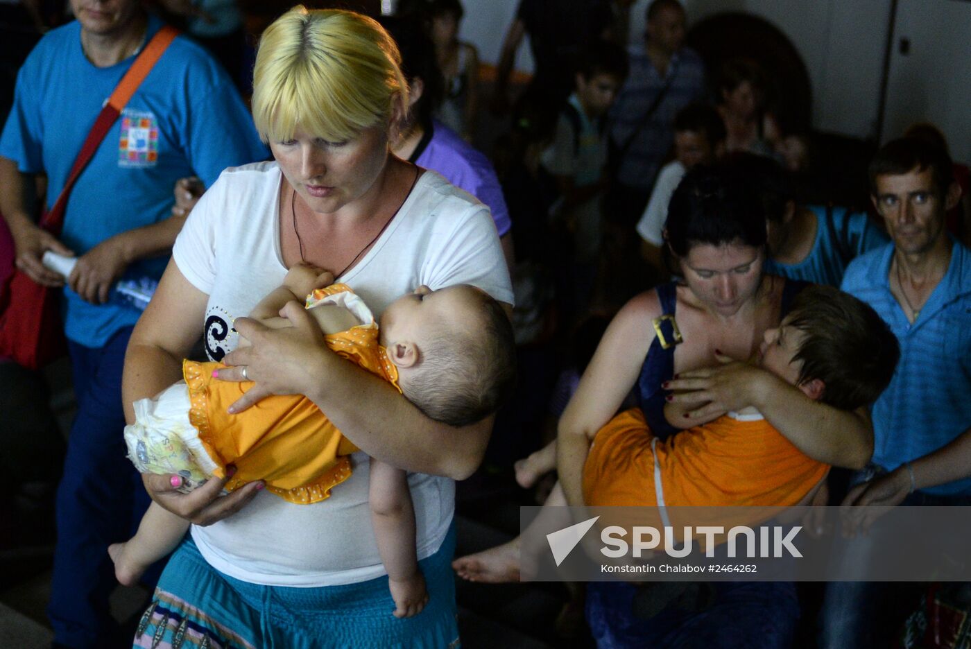 Ukrainian refugees arrive in Veliky Novgorod