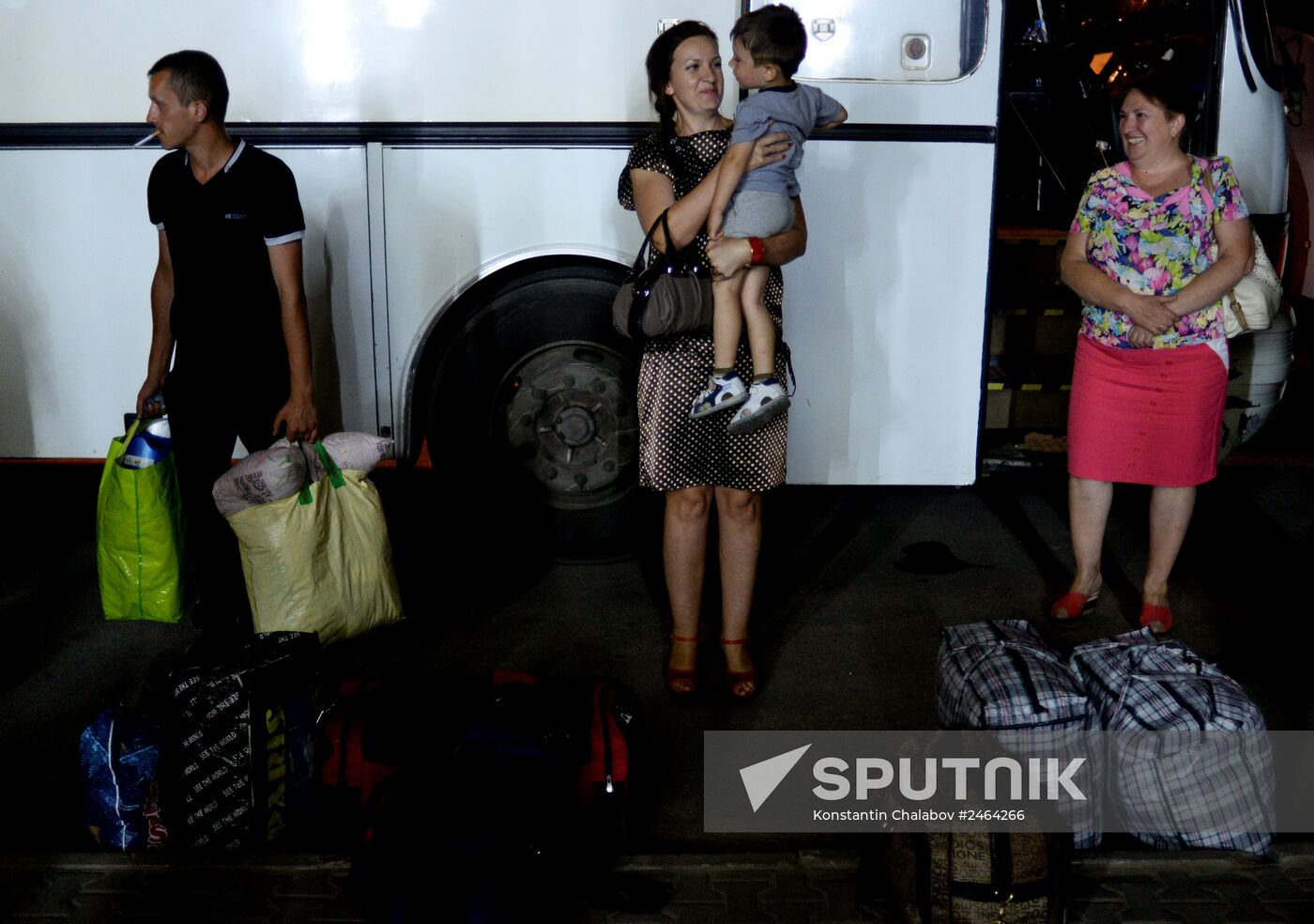 Ukrainian refugees arrive in Veliky Novgorod