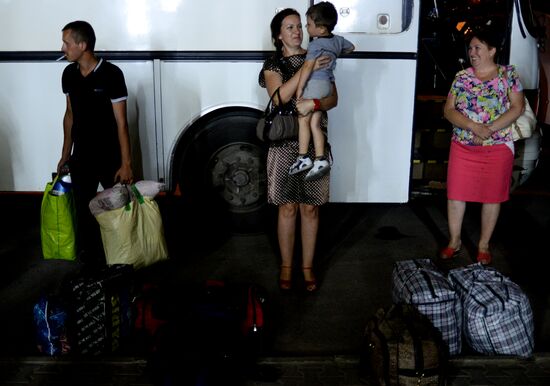 Ukrainian refugees arrive in Veliky Novgorod