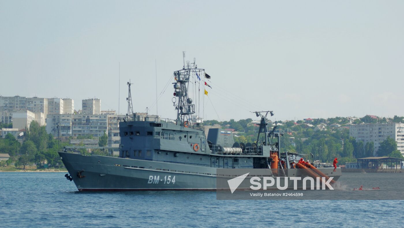 Navy Day parade rehearsed in Sevastopol