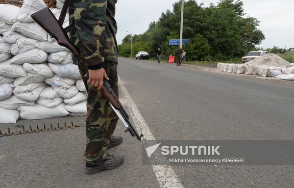 Militia checkpoint in Debaltsevo, Donetsk Region