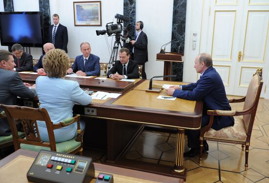 Vladimir Putin conducts Russian Security Council meeting