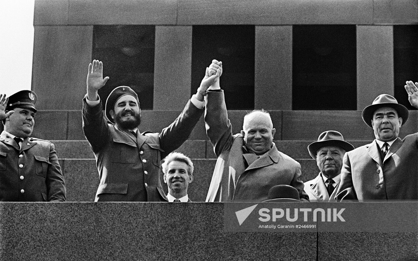 Fidel Castro visit Soviet Union