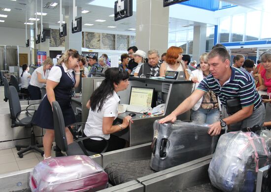 Simferopol Airport welcomes one millionth tourist