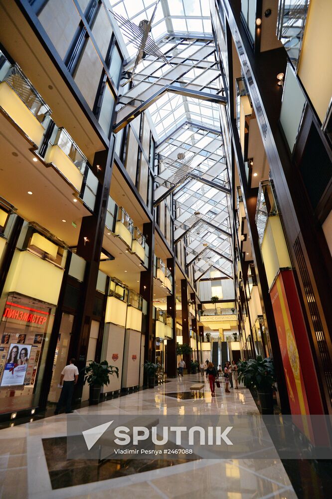 Vegas Crocus City shopping mall opens in Myakininskaya Poima