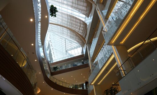 Vegas Crocus City shopping mall opens in Myakininskaya Poima