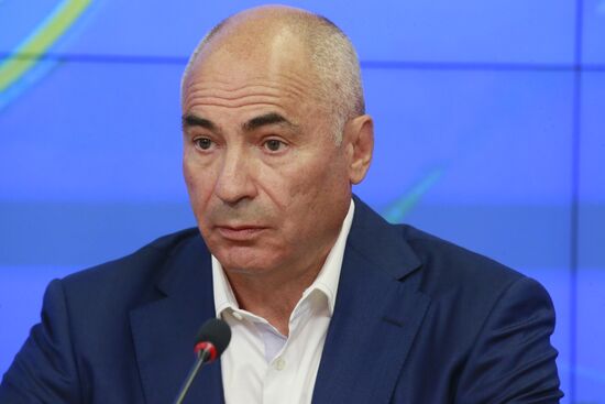 News conference on Alpha Group's 40th anniversary of establishment