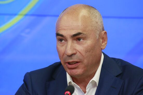 News conference on Alpha Group's 40th anniversary of establishment