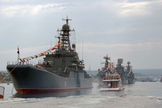 Navy Day parade rehearsal in Sevastopol