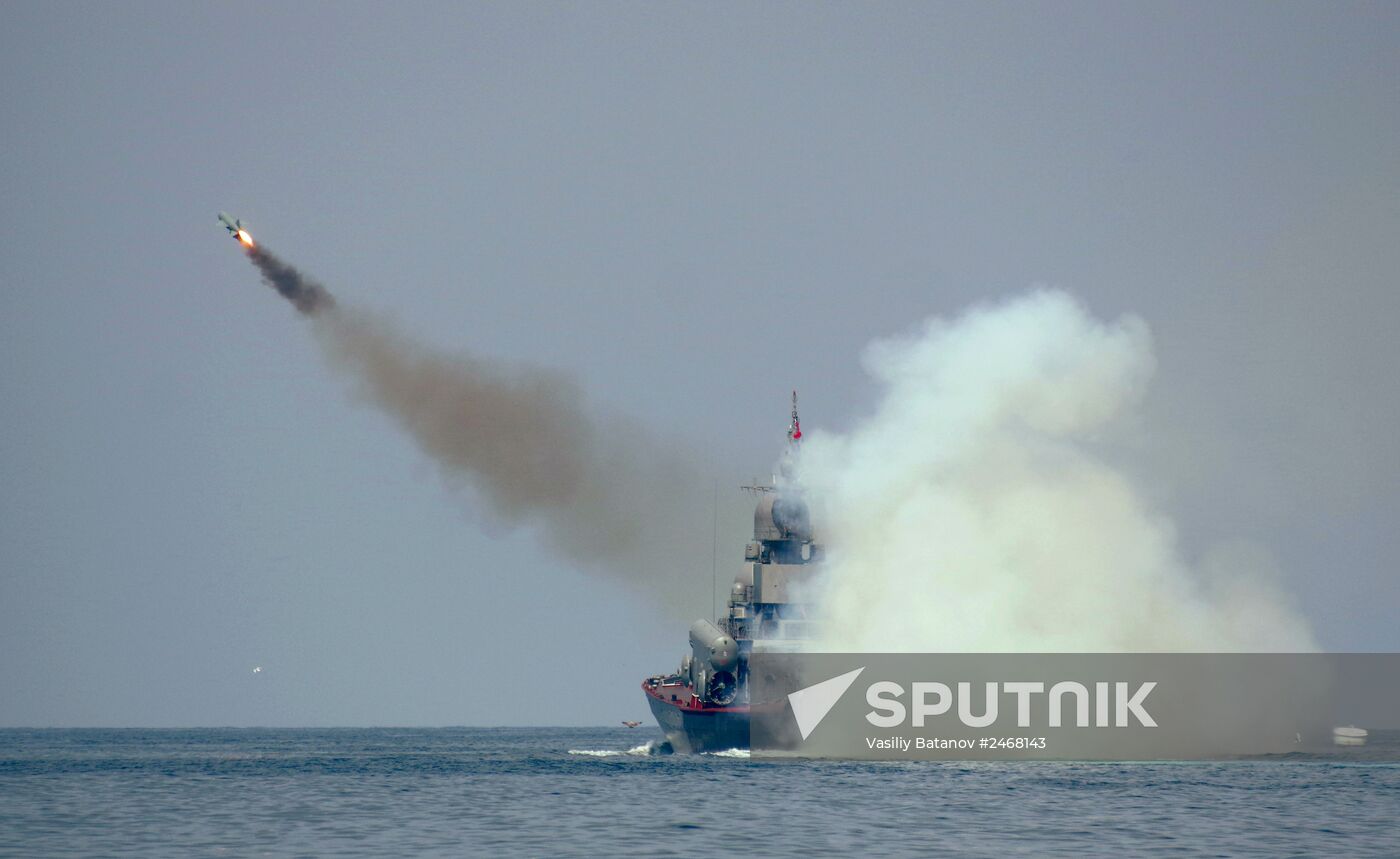 Navy Day parade rehearsal in Sevastopol