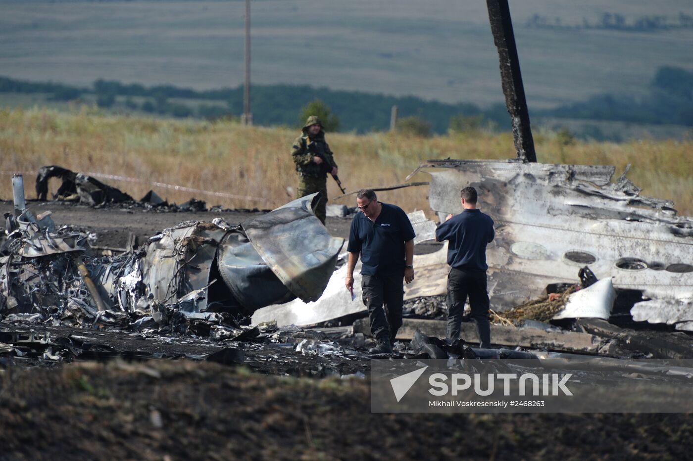 OSCE employees and experts work at Malaysia Airlines Boeing 777 crash site