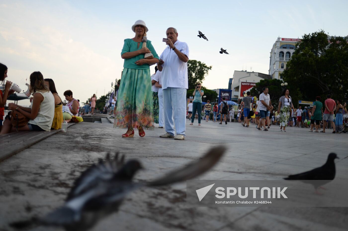 Tourist season in Yalta