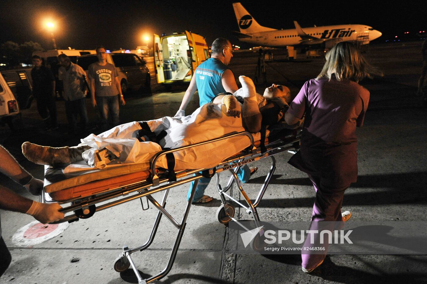 Heavily wounded Ukrainian servicemen sent to hospital to Ukraine