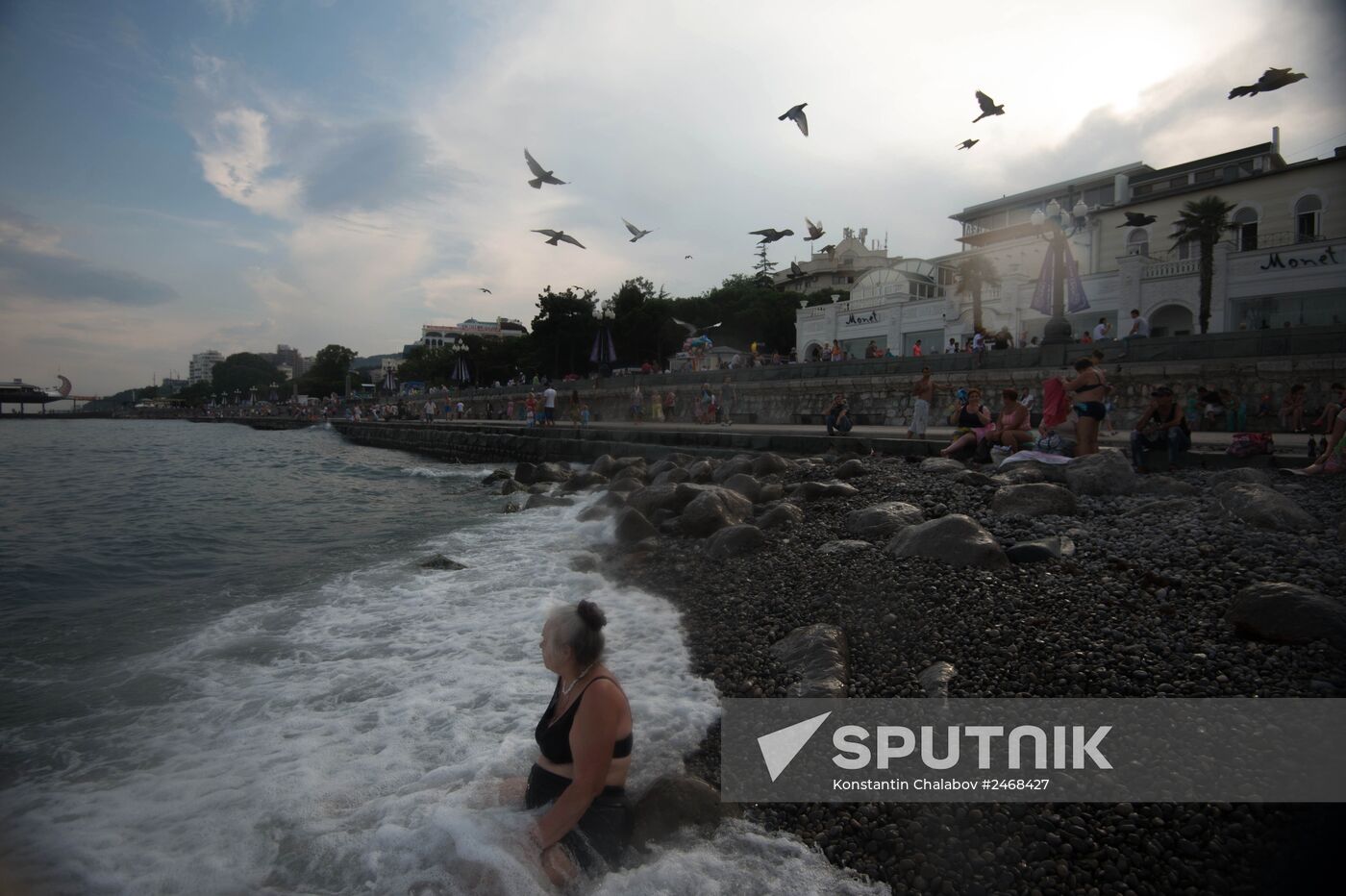 Tourist season in Yalta