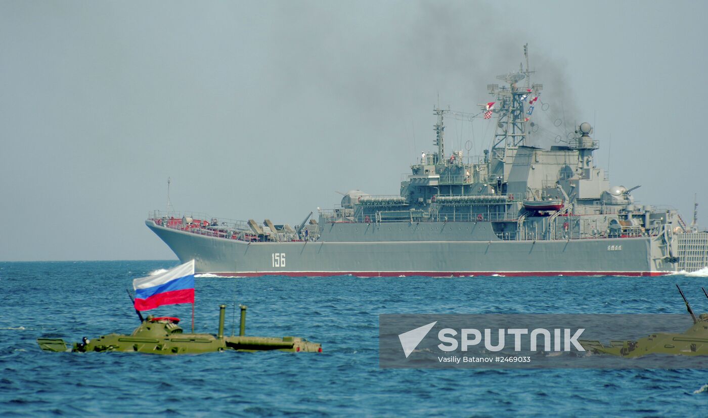 Sevastopol celebrates Russian Navy Day